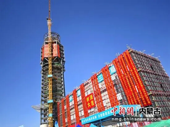 2024中国机场智能装备展：呼和浩特盛乐国际机场空管工程塔台主体结构封顶